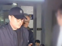 김호중, '음주 뺑소니' 구속심사 출석 기사의 썸네일