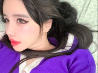 박봄 "셀프 열애설 아니라"...이민호와의 관계 부인 후 하루 만에 반박 기사의 썸네일